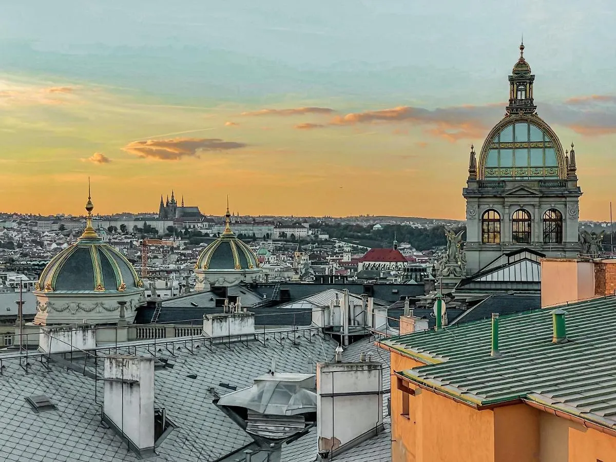 Turnkey I Central Apartment With Terrace Prague